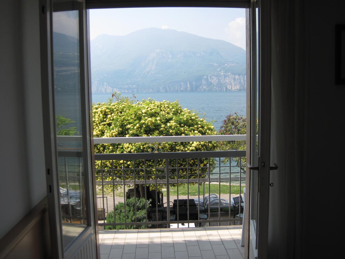 Piccolo Hotel Direkt Am See Brenzone sul Garda Exteriér fotografie