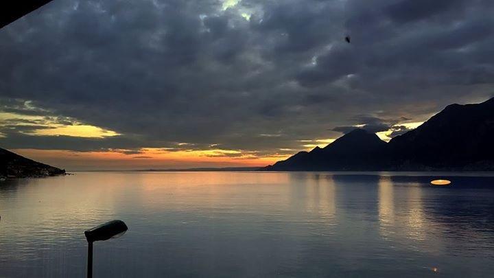 Piccolo Hotel Direkt Am See Brenzone sul Garda Exteriér fotografie